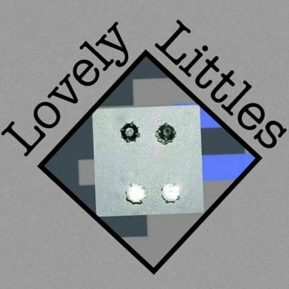 BUY 2 GET 1 FREE !! Black and White Post Earrings!